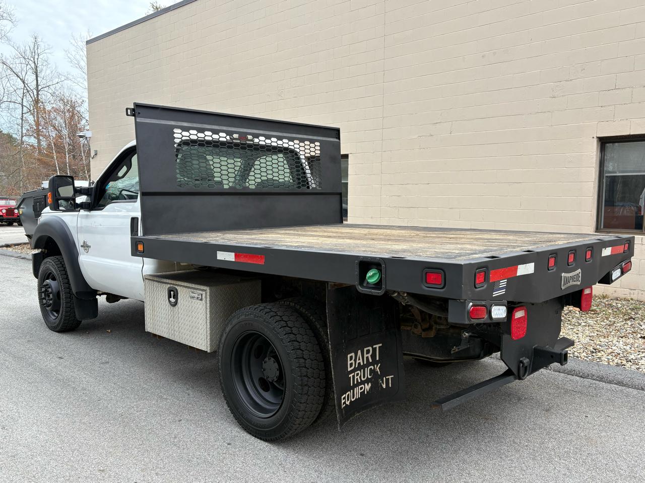 Ford Super Duty F-550  2011