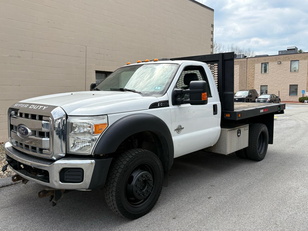 Ford Super Duty F-550  2011