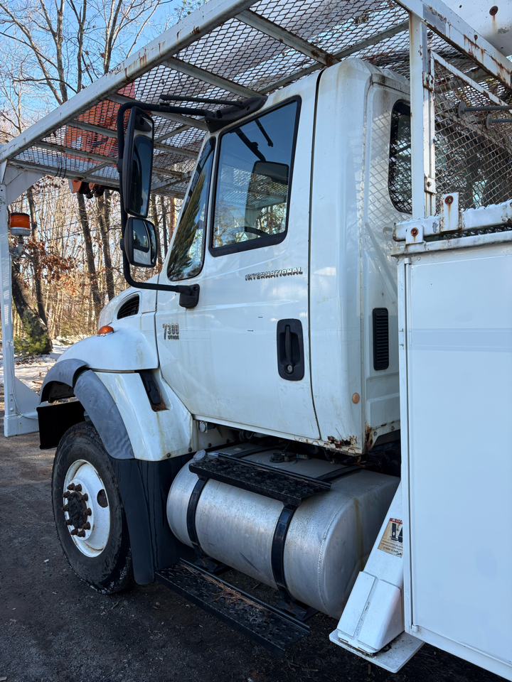 International 7300  2006