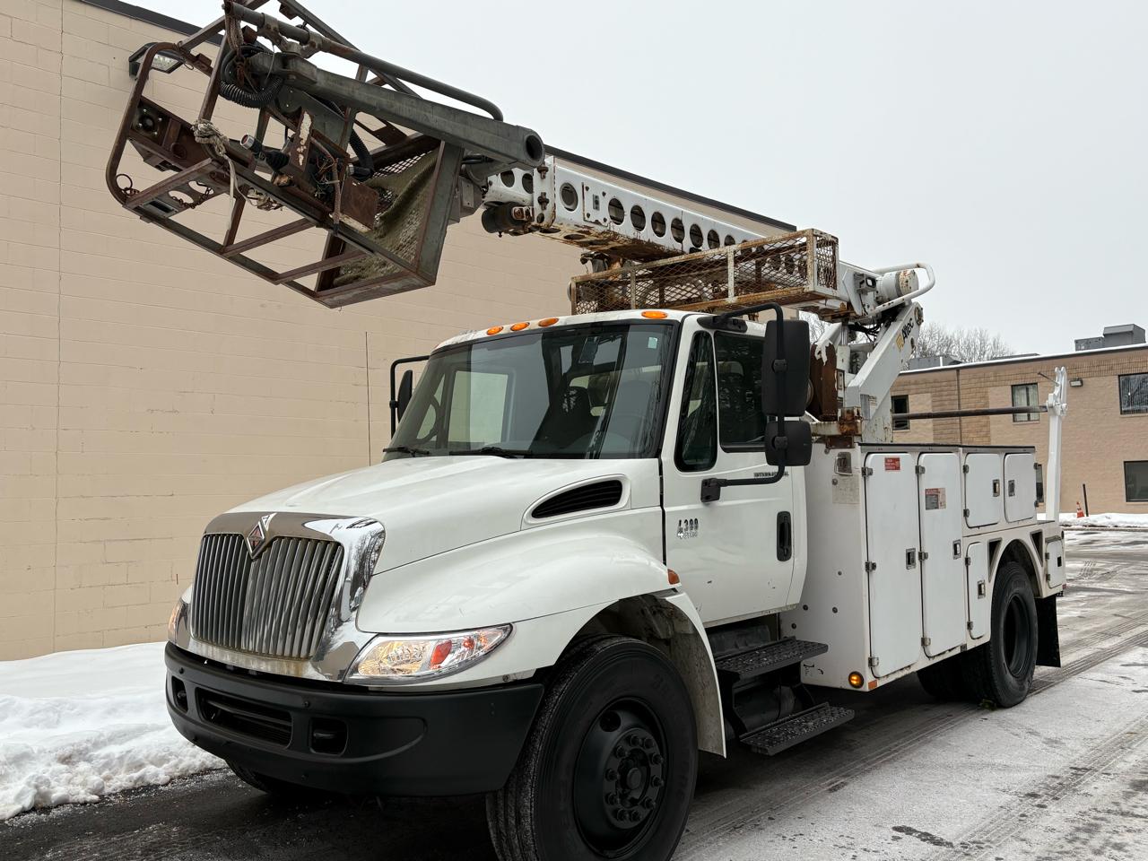 International 4300  2005