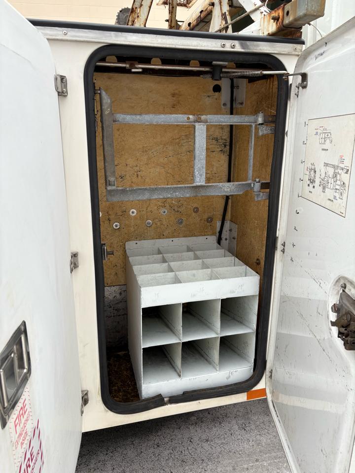 International 4300  2005