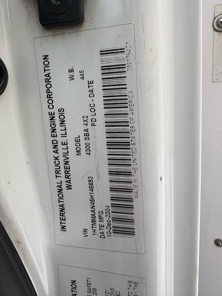 International 4300  2005