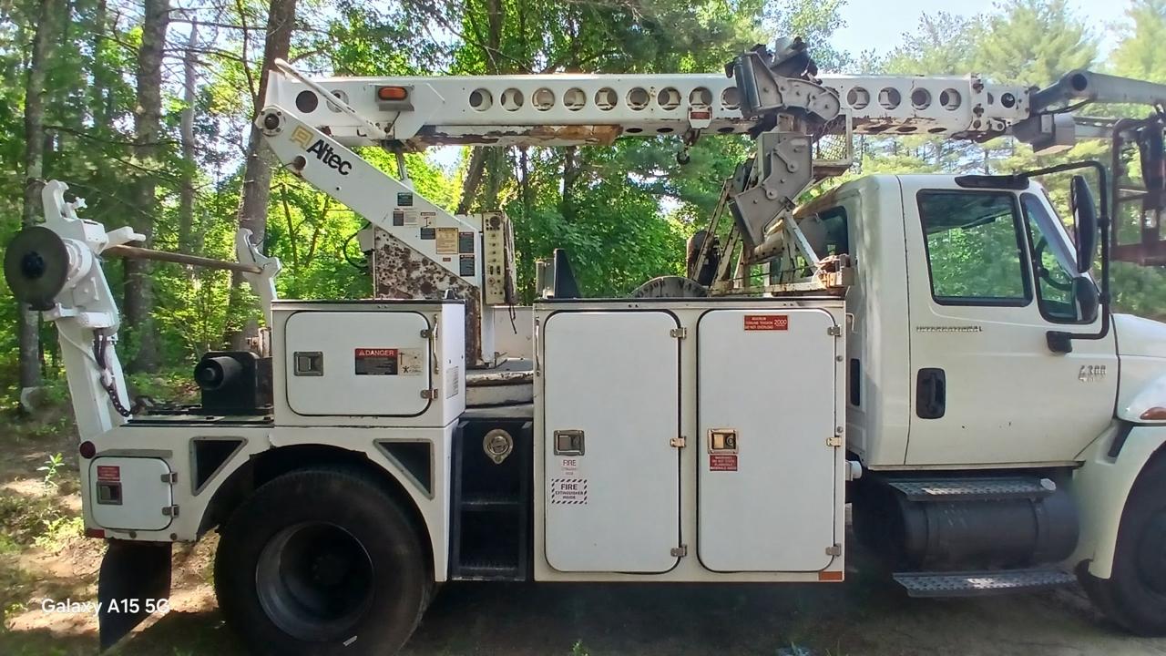 International 4300  2005