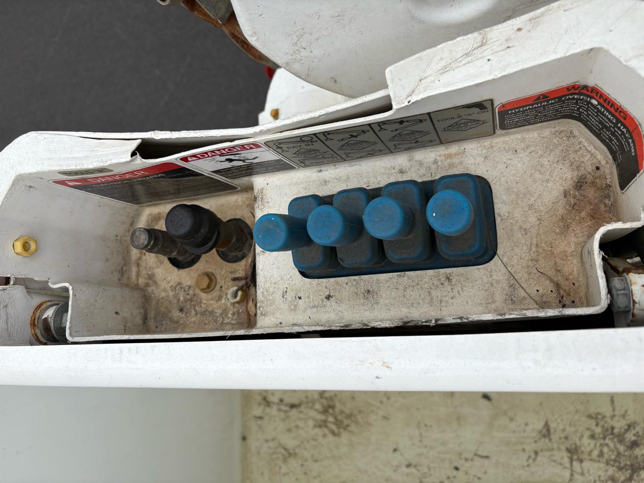 International 7400  2012