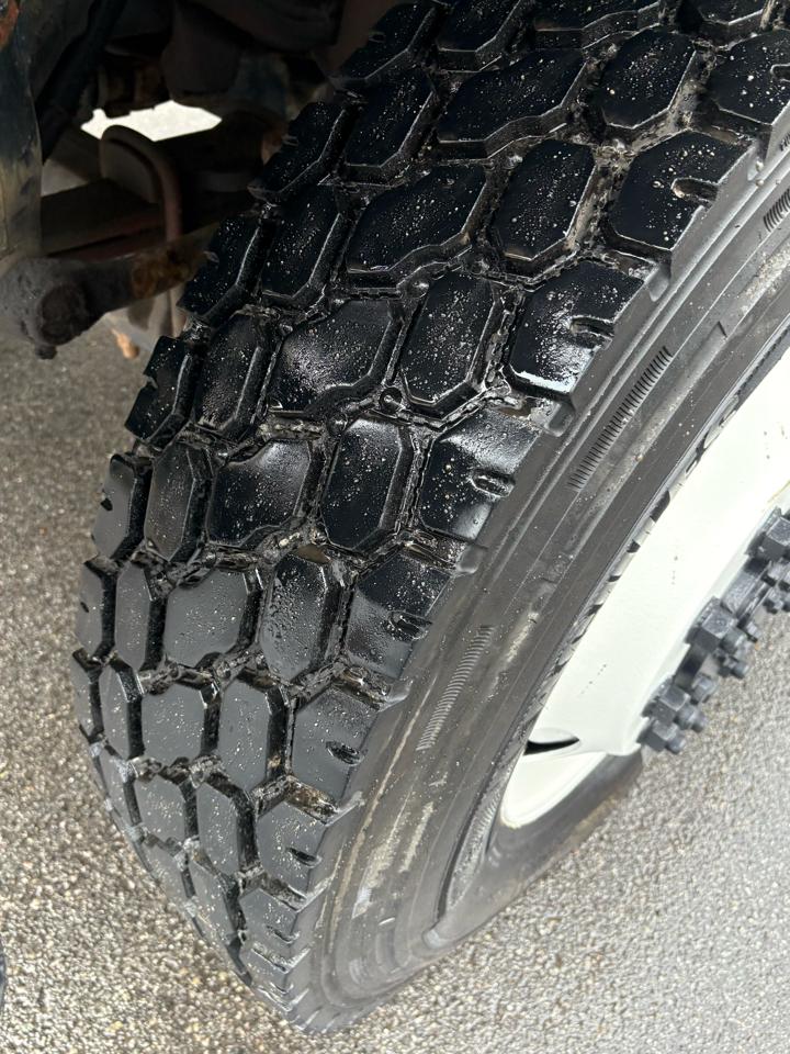 International 7400  2012