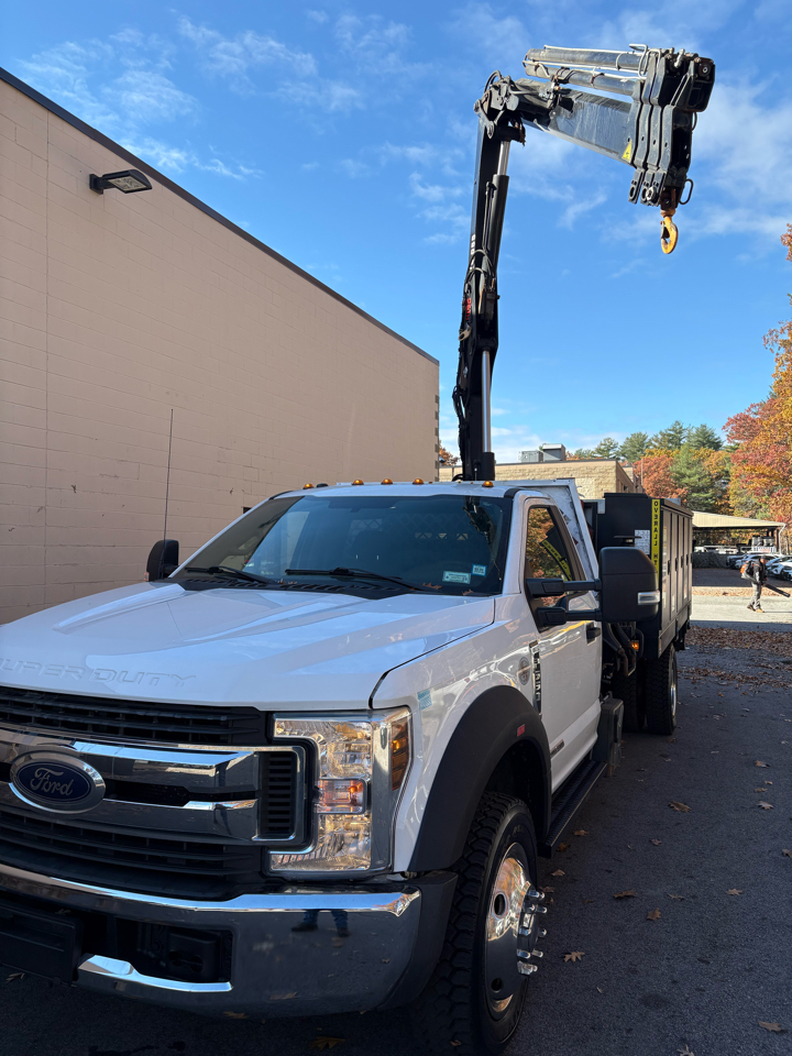 Ford Super Duty F-550  2019 Ford Super Duty F-550  2019