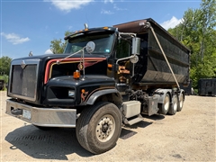 2003 International 5900i  2003 International 5900i