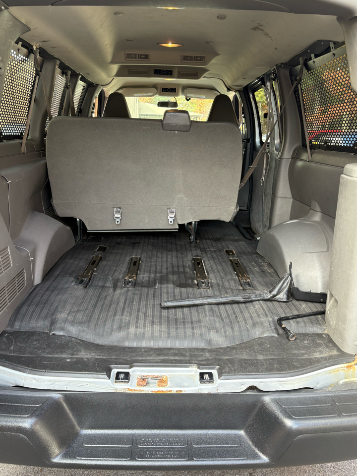 GMC Savana Passenger  2018 GMC Savana Passenger  2018