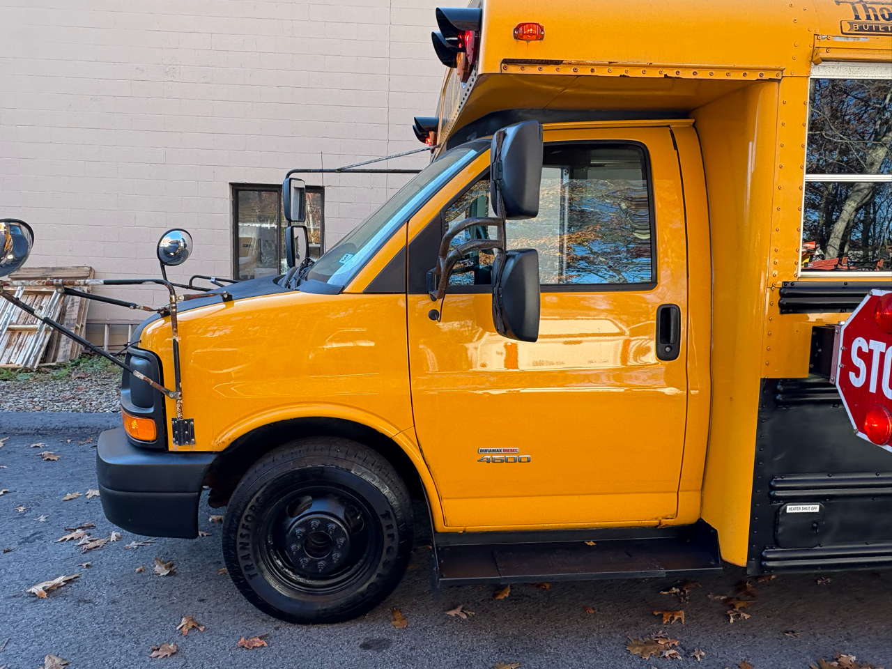 Chevrolet Express Commercial Cutaway  2016 Chevrolet Express Commercial Cutaway  2016