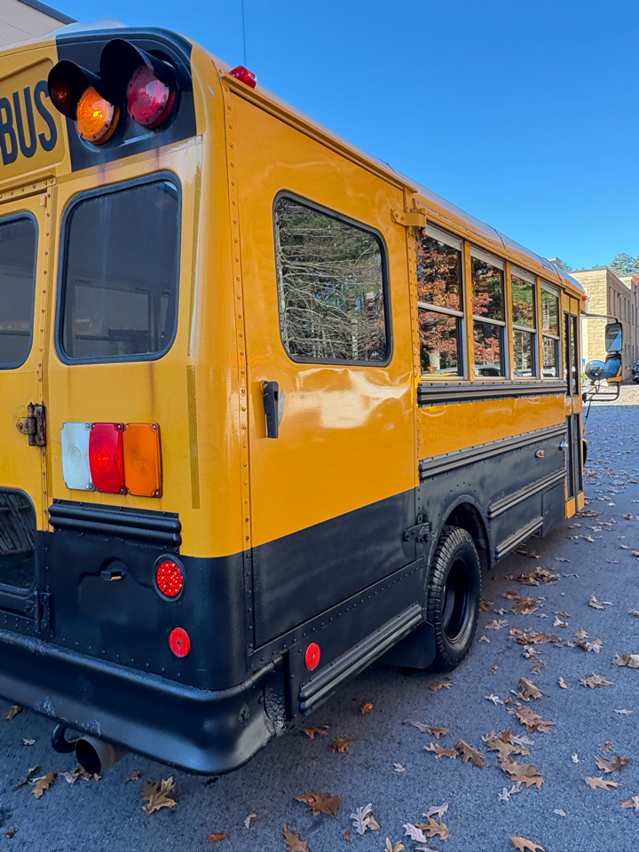 Chevrolet Express Commercial Cutaway  2016 Chevrolet Express Commercial Cutaway  2016