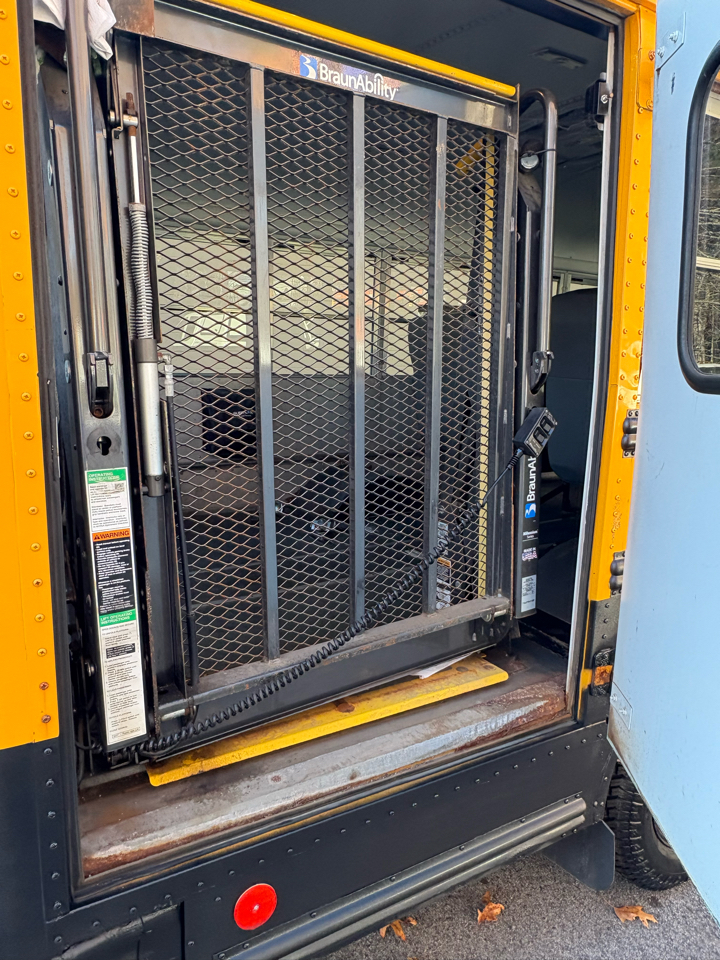 Chevrolet Express Commercial Cutaway  2016 Chevrolet Express Commercial Cutaway  2016