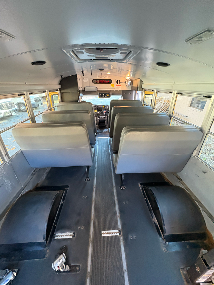 Chevrolet Express Commercial Cutaway  2016 Chevrolet Express Commercial Cutaway  2016