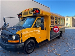 2016 Chevrolet Express Commercial Cutaway 