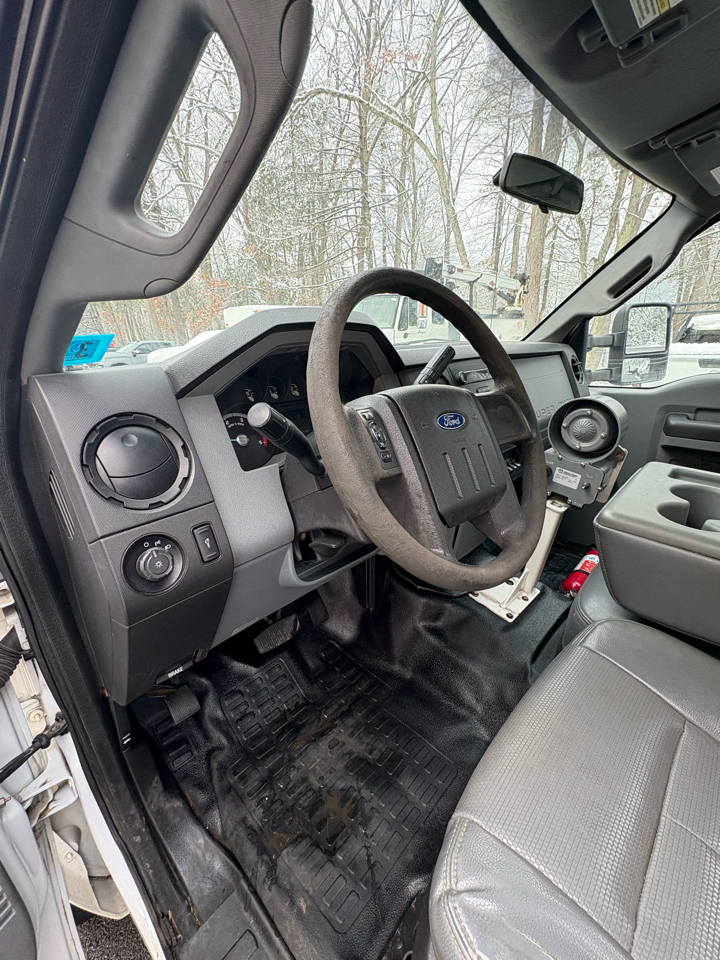 Ford Super Duty F-550  2016