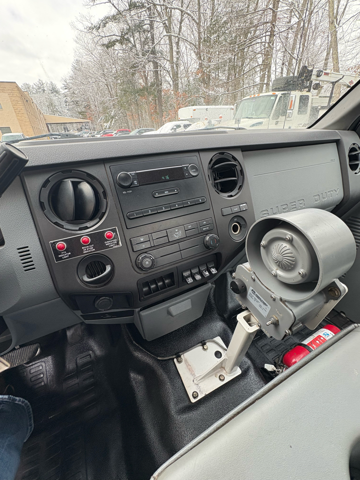 Ford Super Duty F-550  2016