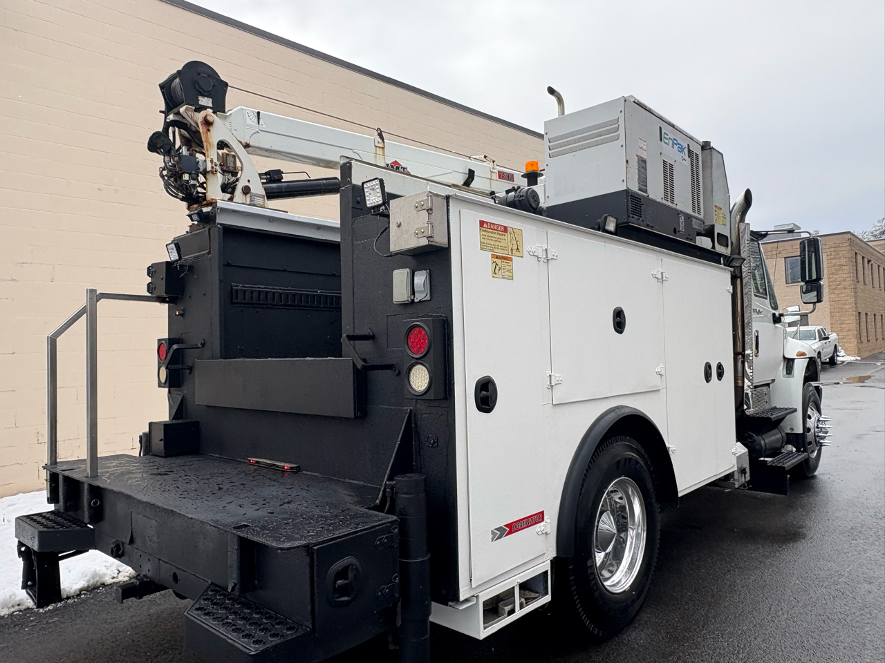 International 4300  2014