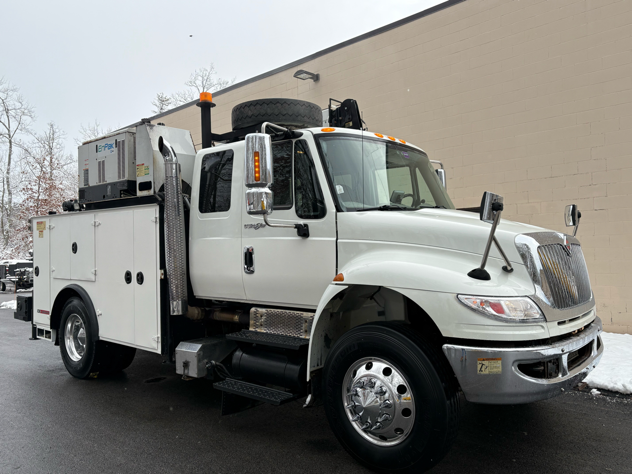 International 4300  2014