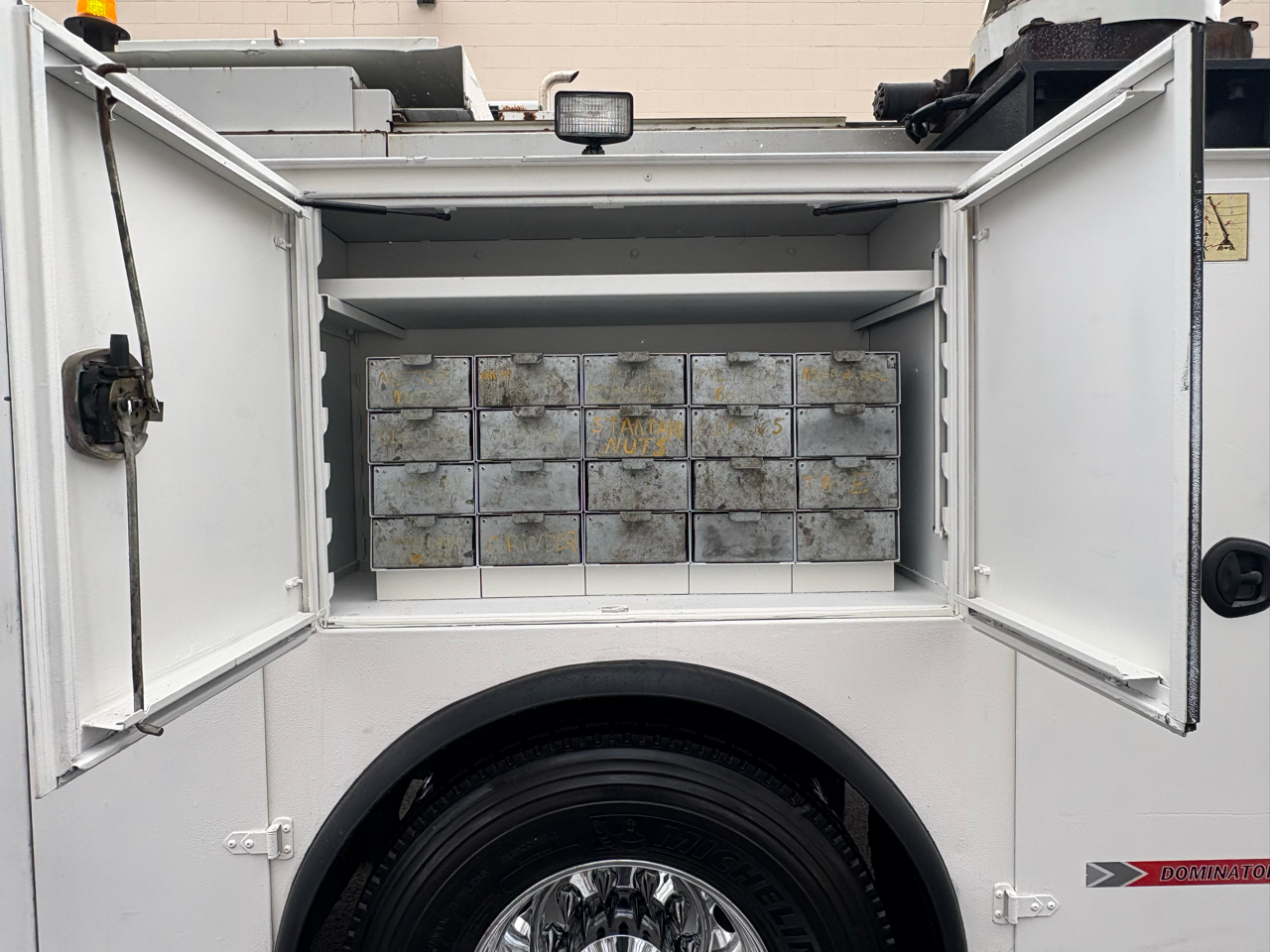 International 4300  2014