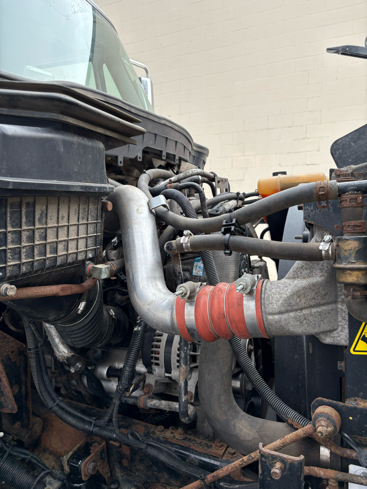 International 4300  2014