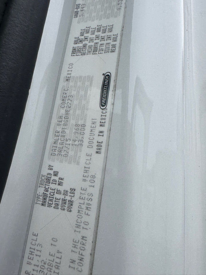 Freightliner M2  2016