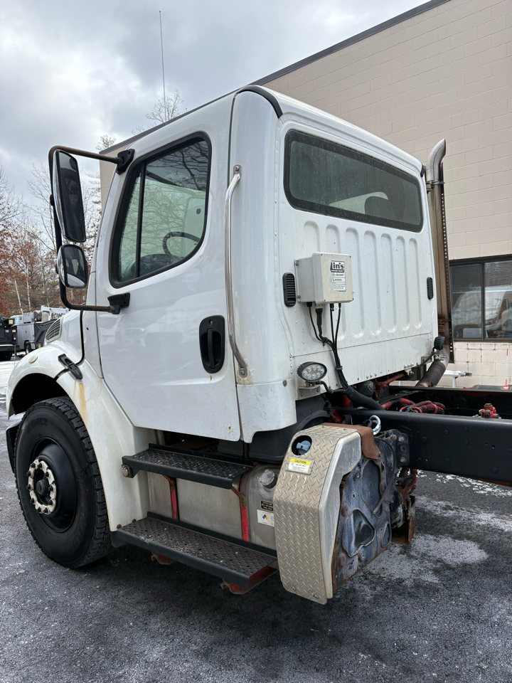 Freightliner M2  2016