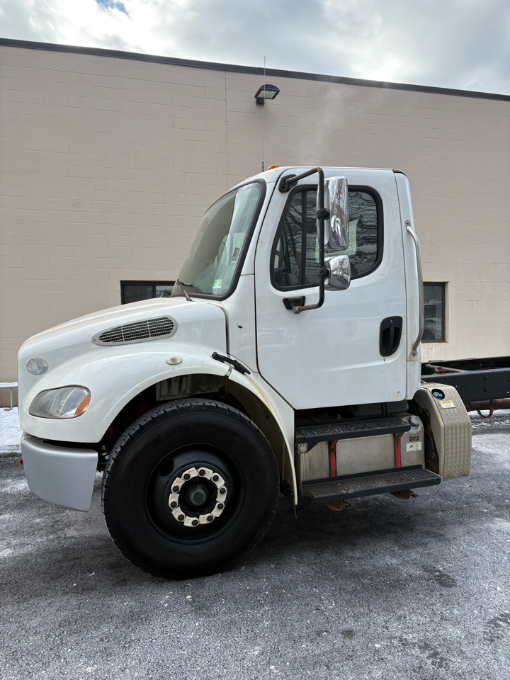Freightliner M2  2016