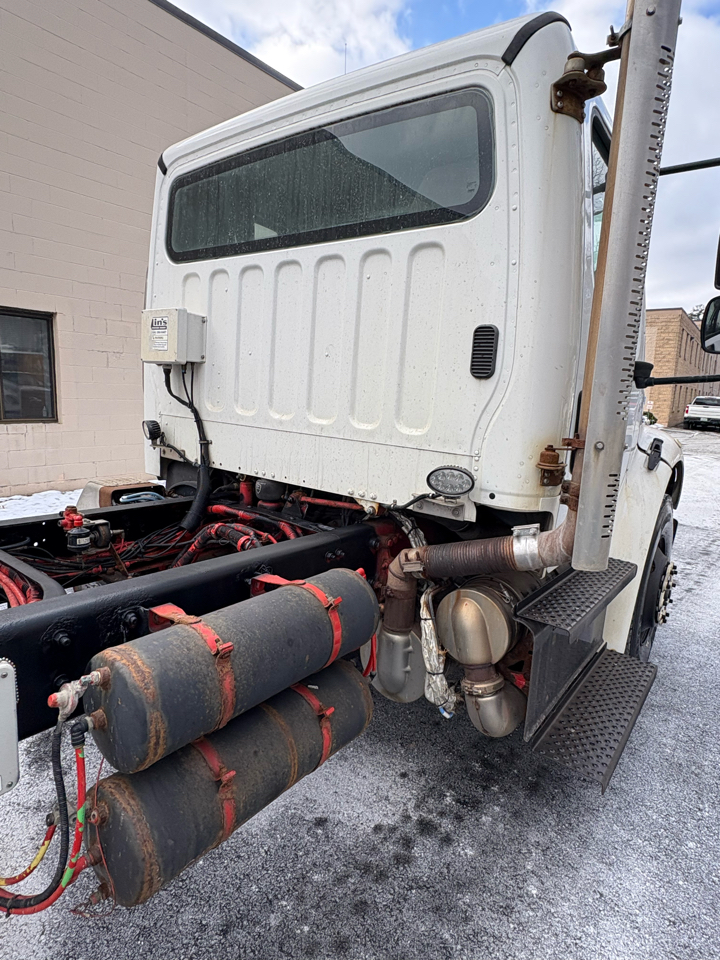 Freightliner M2  2016