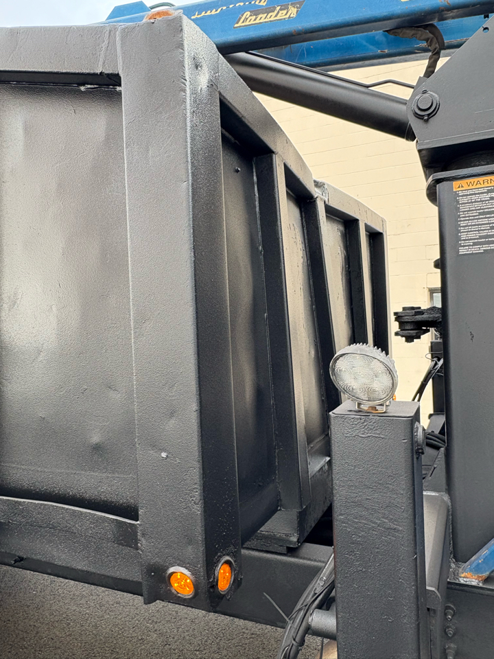 International 7400  2002