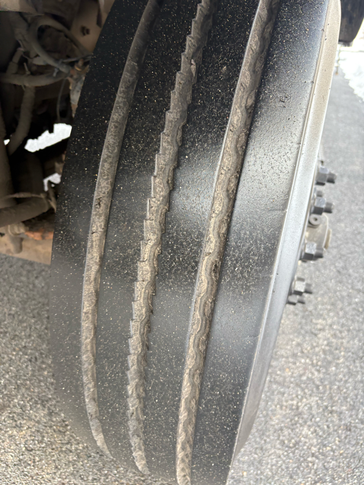 International 7400  2002