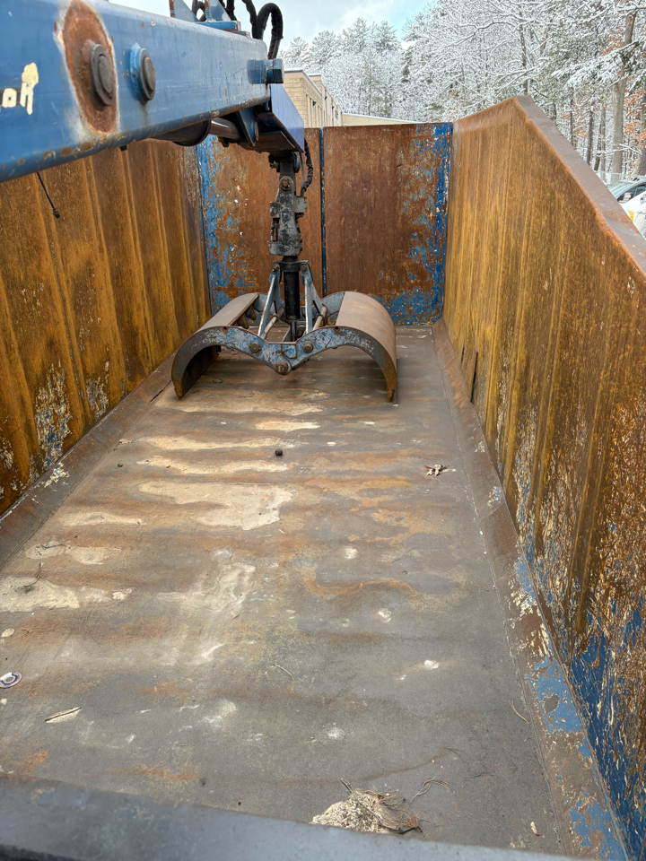 International 7400  2002