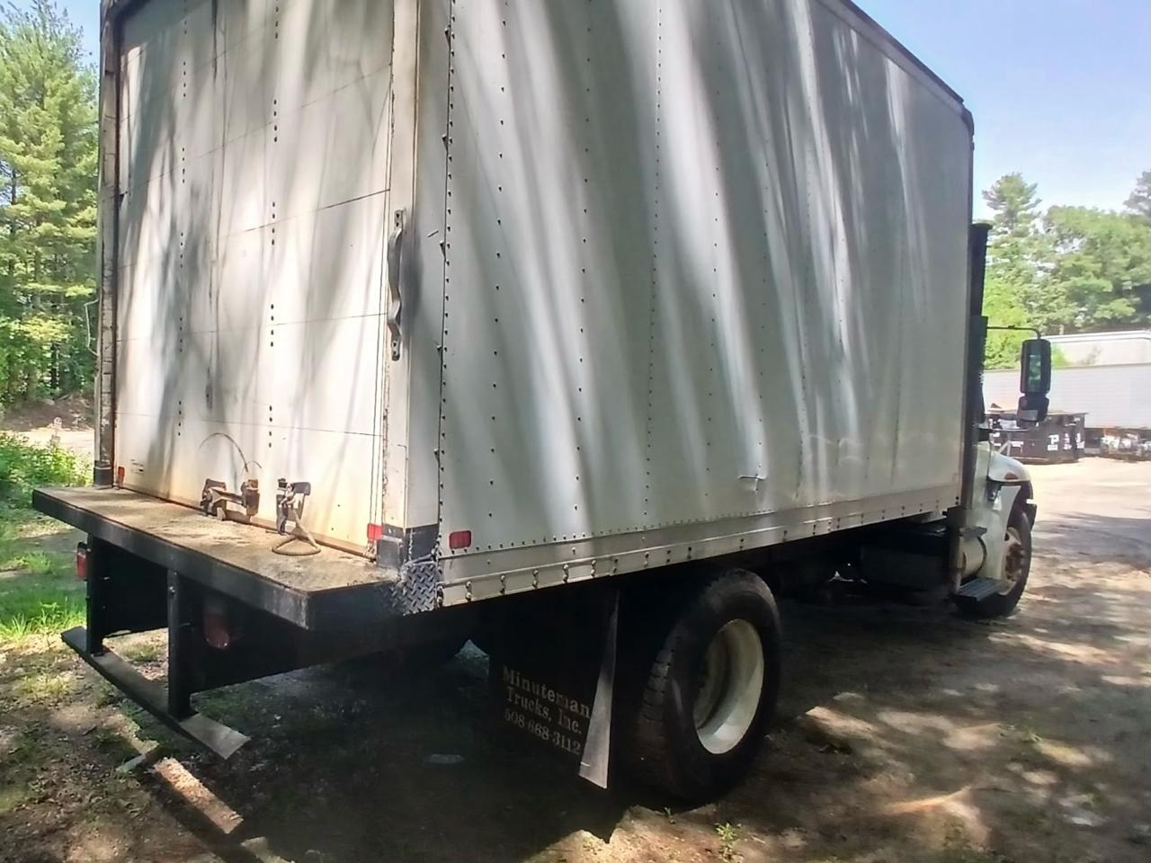 International 4300  2011
