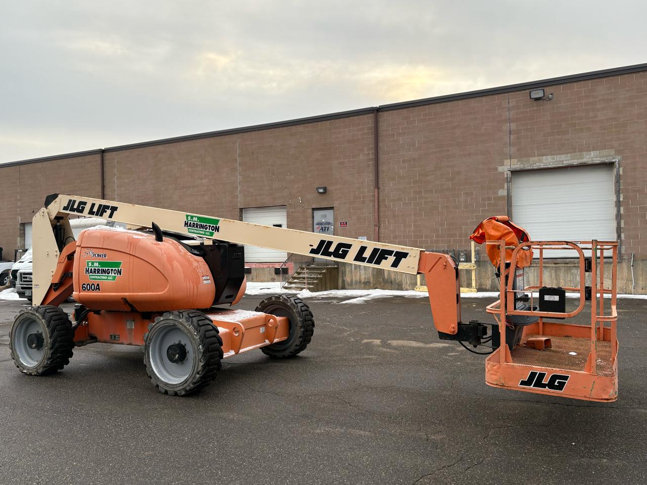 2012 JLG 600A 66' WORKING HEIGHT BOOM LIFT 4WD