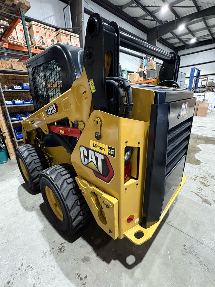 Caterpillar 242B3  2020