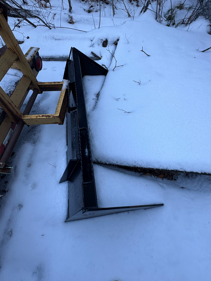 Caterpillar 242B3  2020