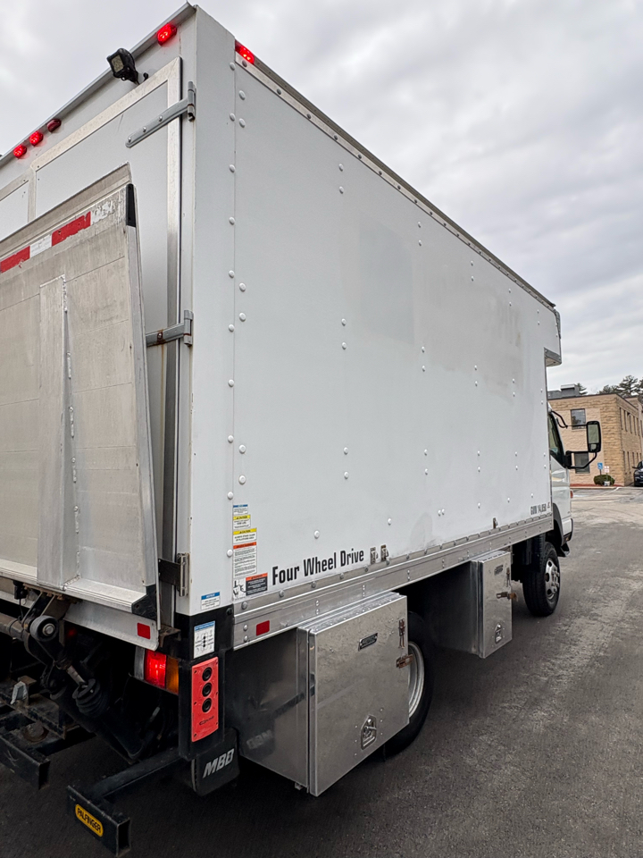 Mitsubishi FUSO  2014