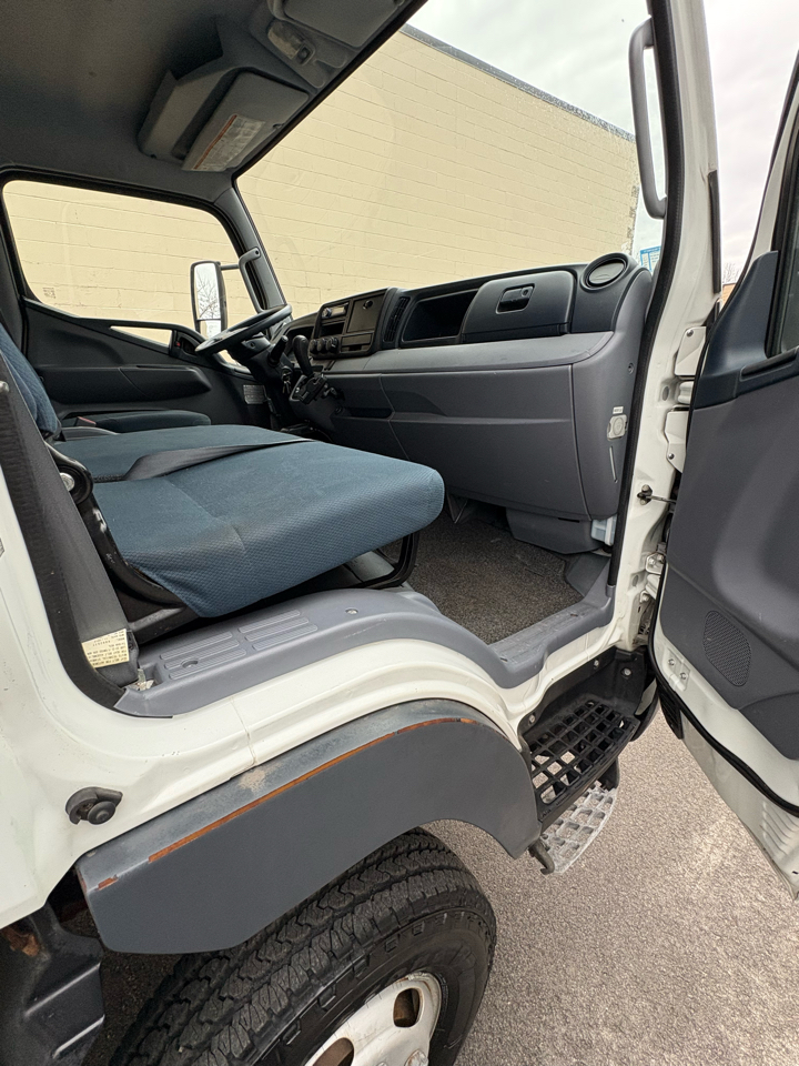 Mitsubishi FUSO  2014