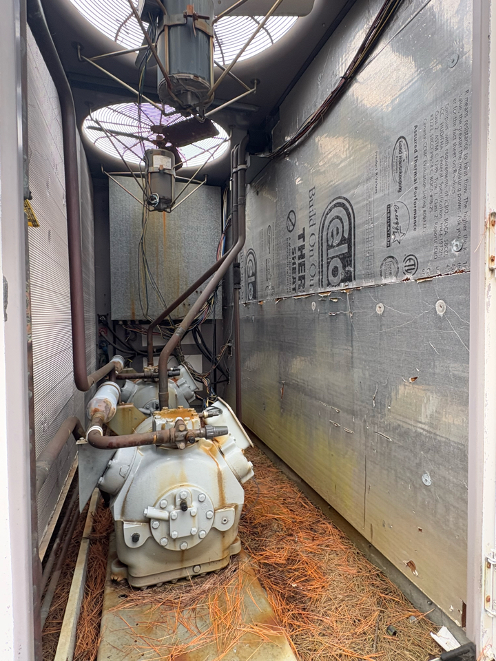 Big Tex Trailer  2002