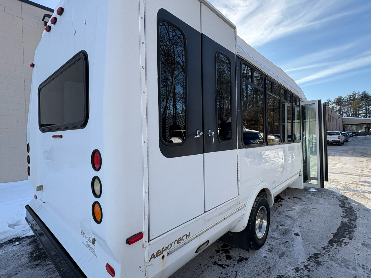 Ford Econoline Commercial Cutaway  2008