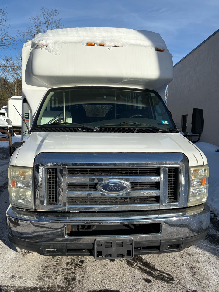 Ford Econoline Commercial Cutaway  2008