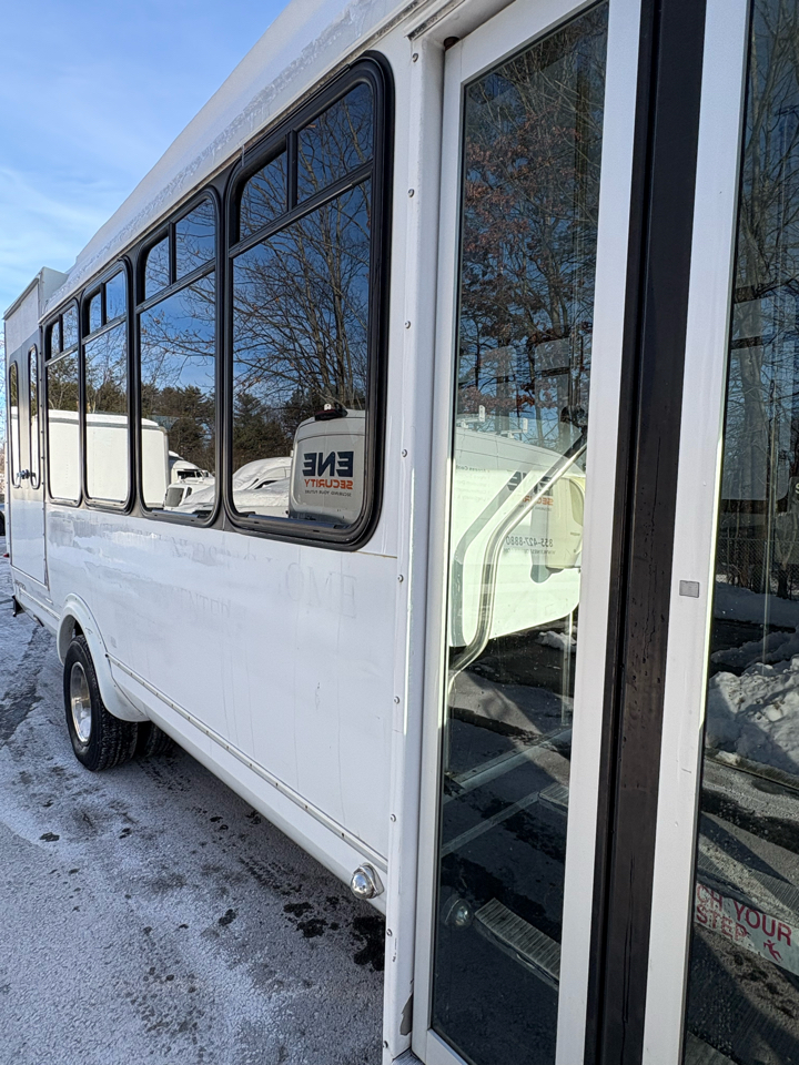 Ford Econoline Commercial Cutaway  2008