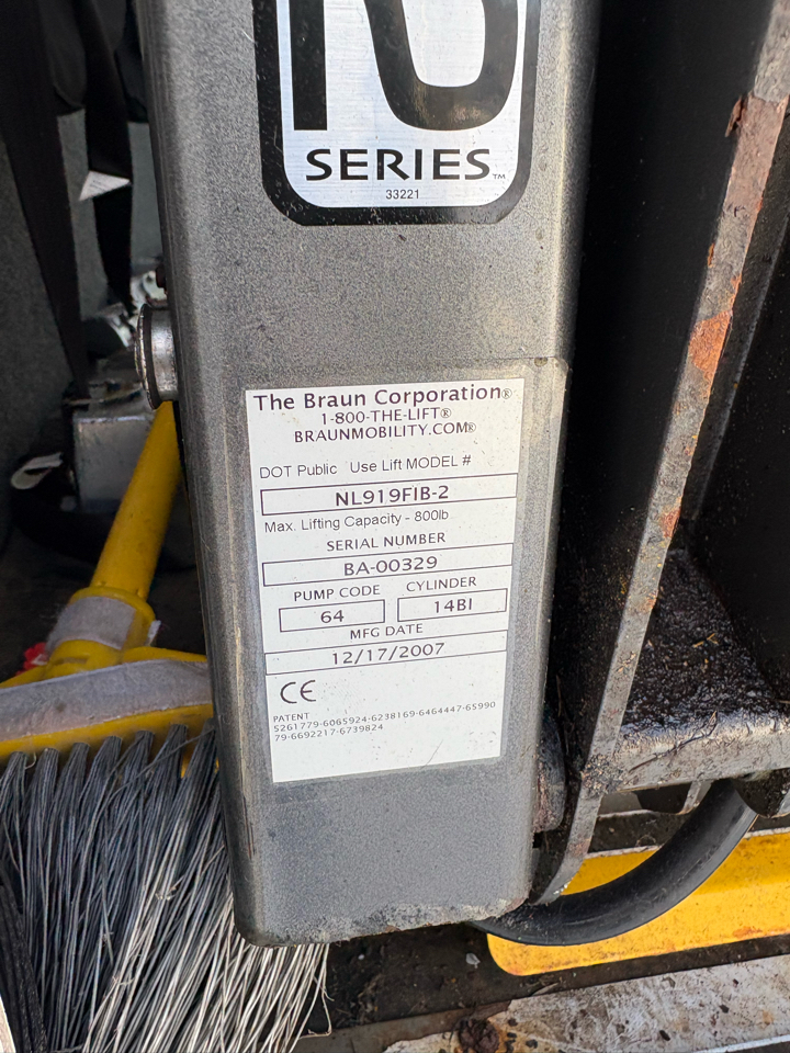 Ford Econoline Commercial Cutaway  2008