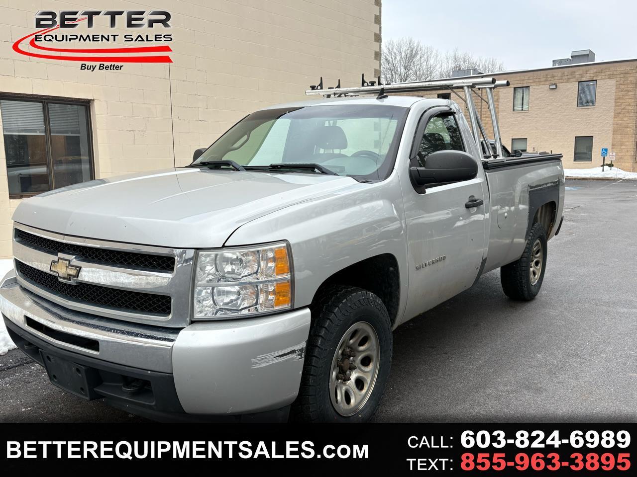 2011 Chevrolet Silverado 1500 4WD REG CAB 8 FOOT BED