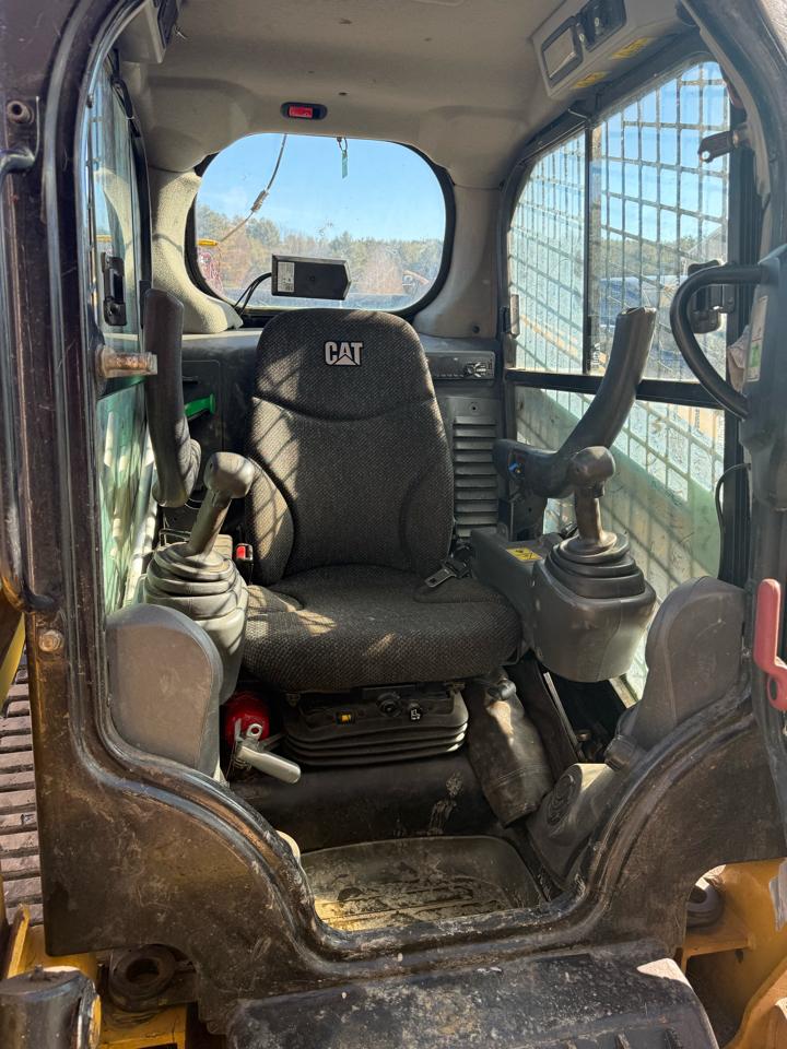 Caterpillar Skid Loader  2020