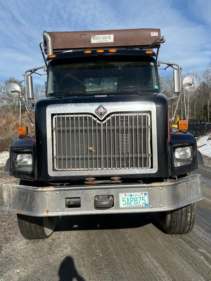 International 5900i  2003