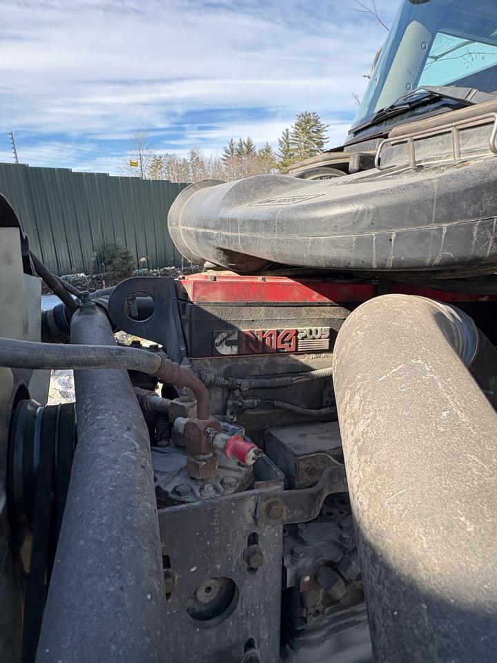 International 5900i  2003