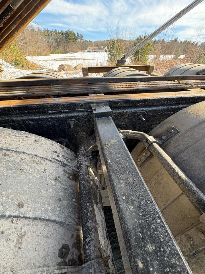 International 5900i  2003