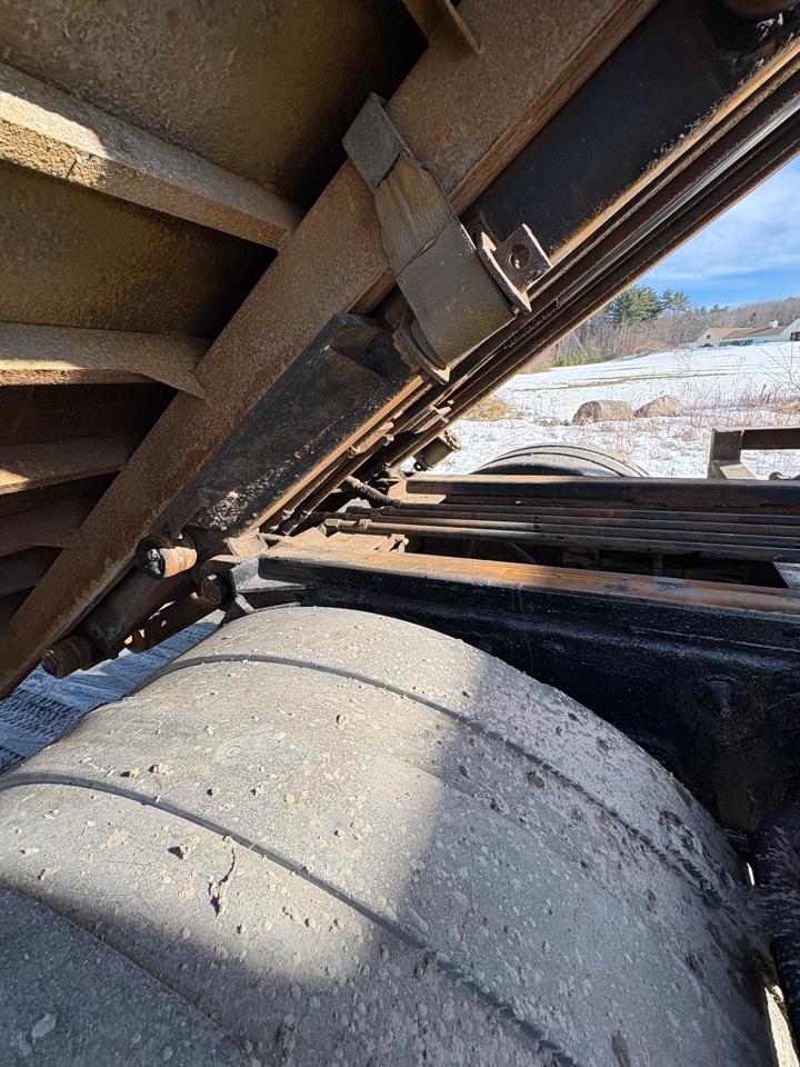 International 5900i  2003