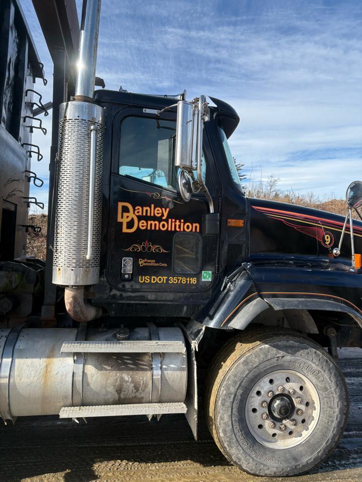 International 5900i  2003