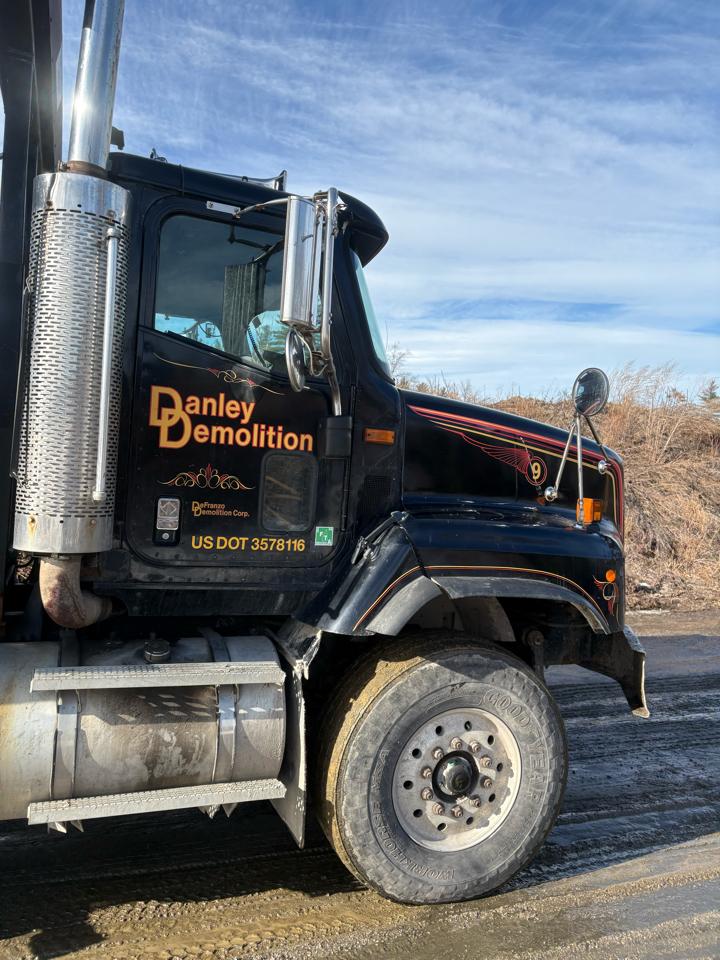 International 5900i  2003