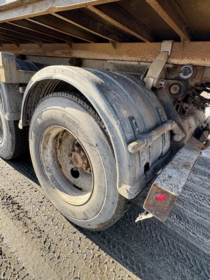 International 5900i  2003